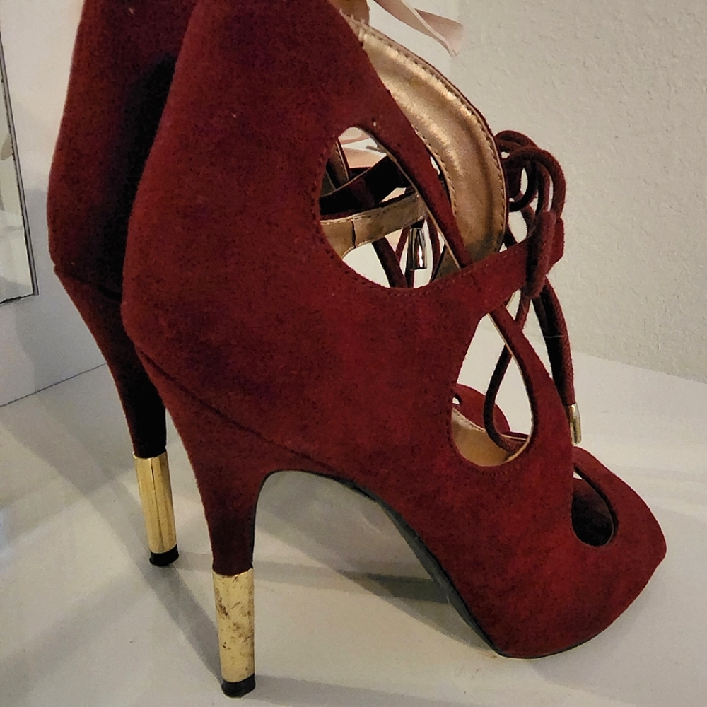 🌟Burgundy / red open toe heels 🌟 - Picture 3 of 5